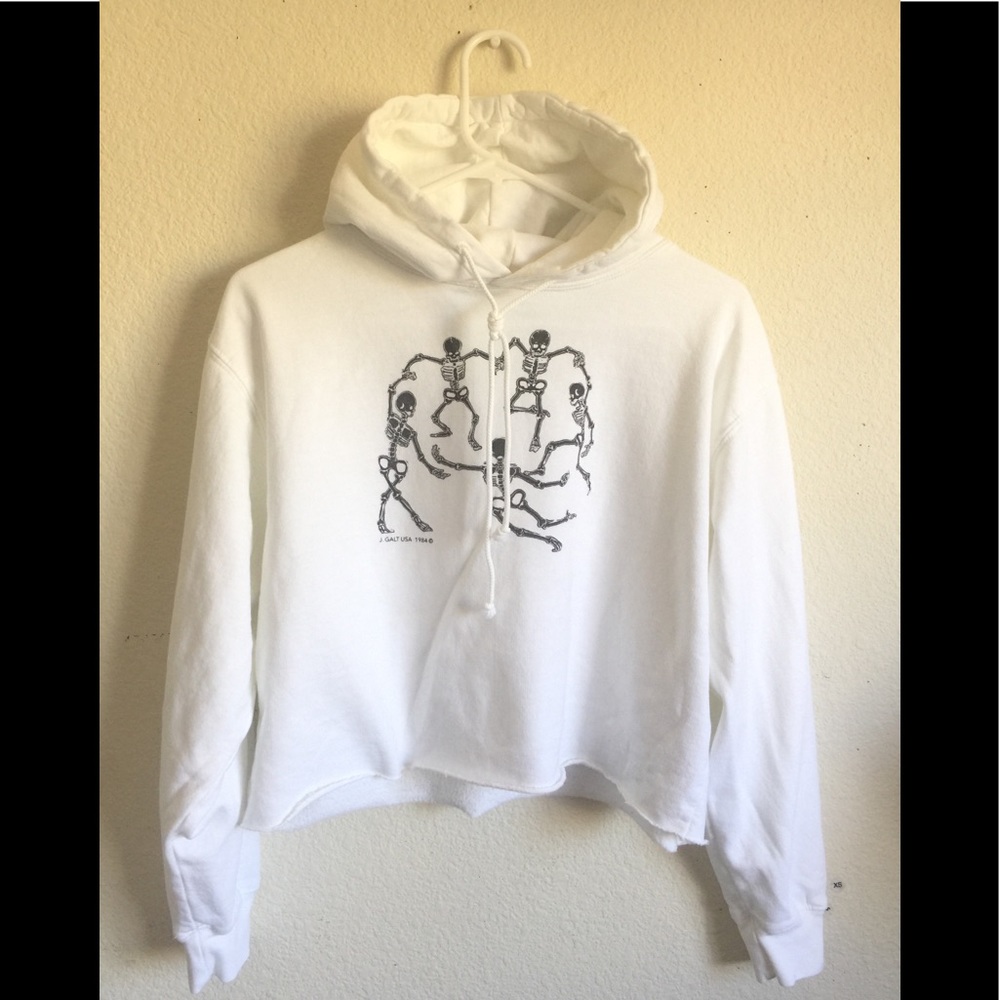 Brandy Melville Rita Skull dancing hoodie - Picture 2 of 3